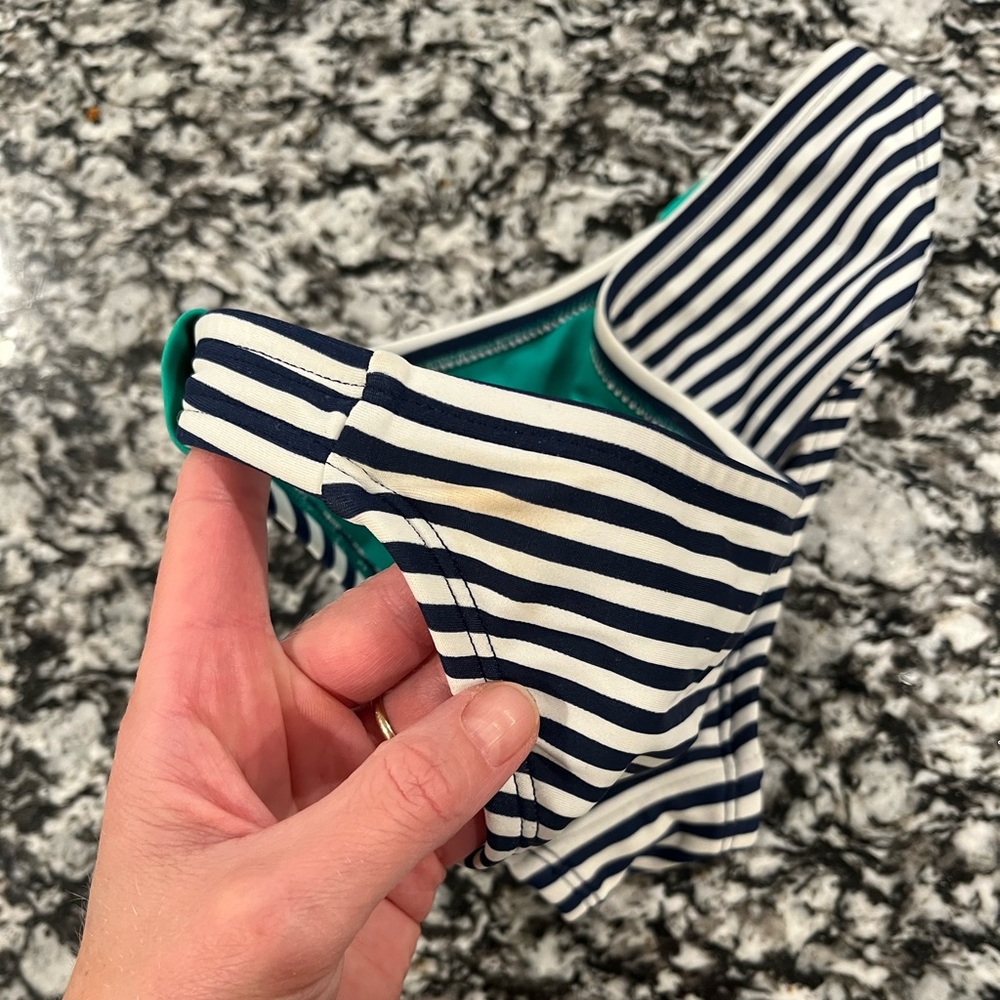 Striped bikini set - Picture 3 of 5